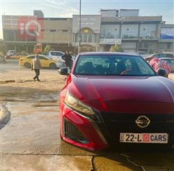 نيسان ألتيما